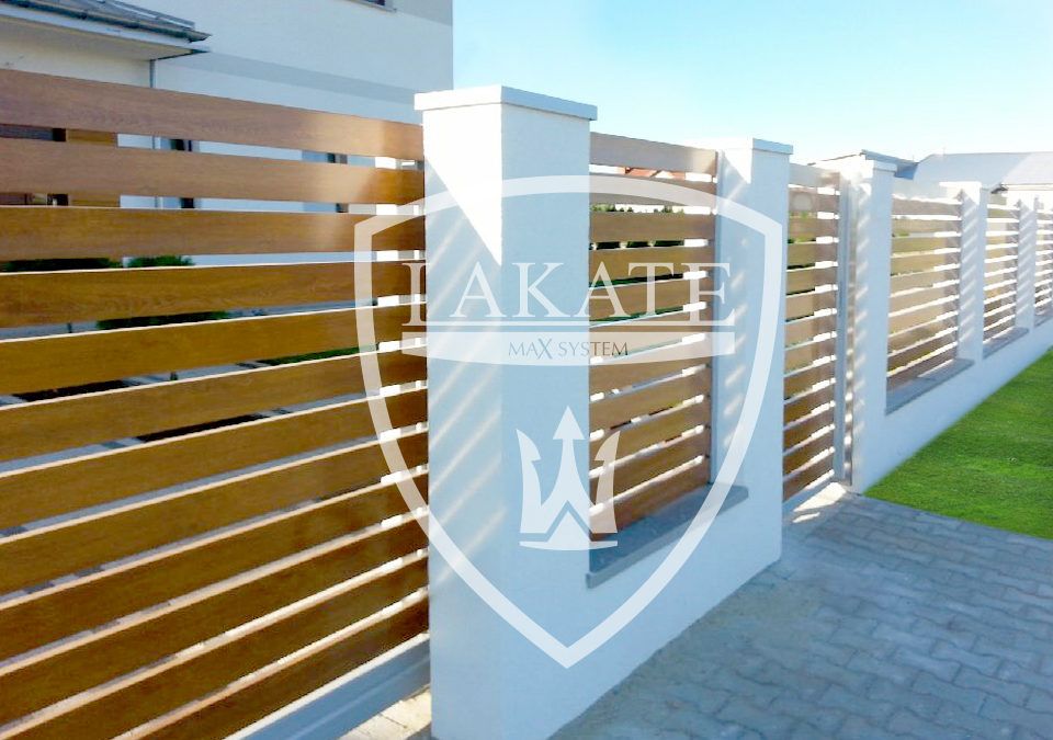 An innovative system of aluminium fencing, which ideally imitates natural wood
